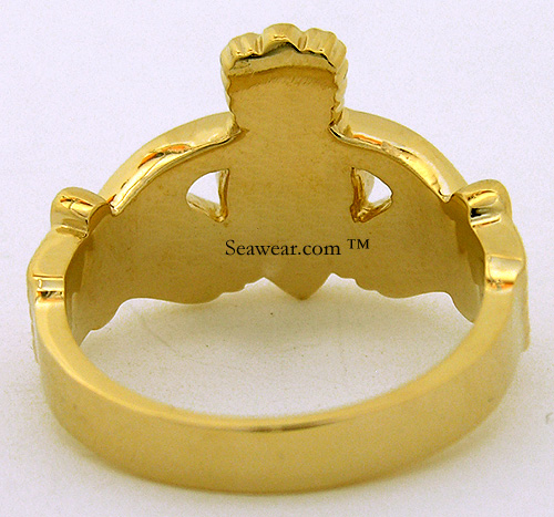 back view gents Claddagh ring