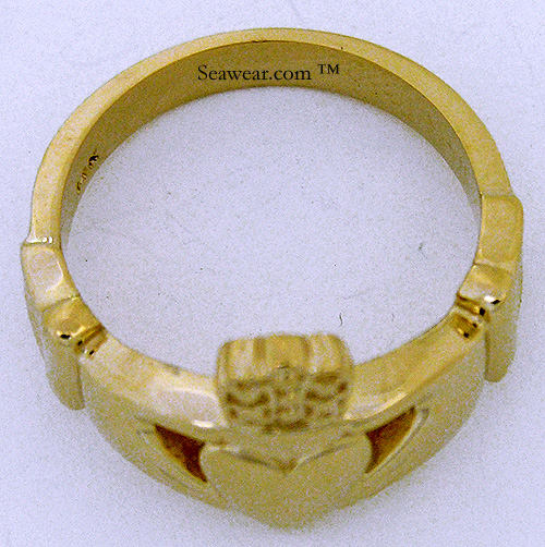 thickness view of Claddagh ring