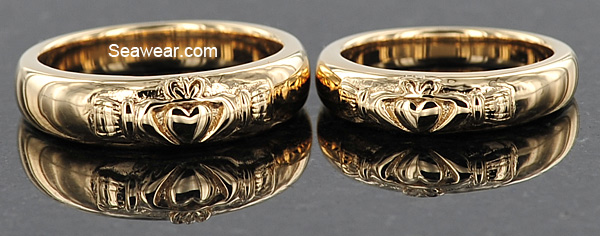 gold Claddagh wedding rings