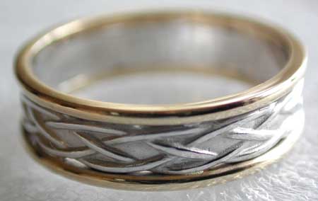 Celtic knot wedding band with white knots and yellow trim