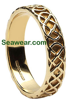 gold Celtic love knot band