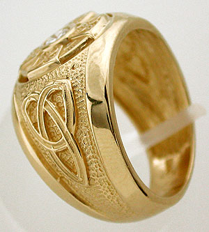 celtic cross ring side view