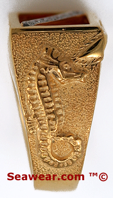 sea horse on diver down ring