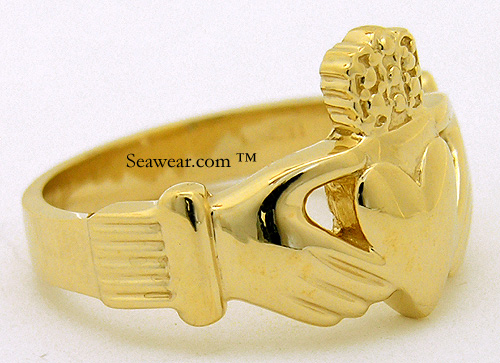 side view gents Claddagh ring