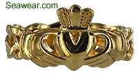 Celtic knot Claddagh ring