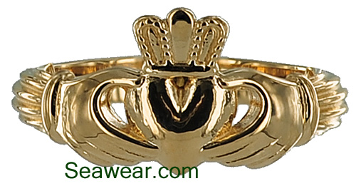 gold Claddagh ring