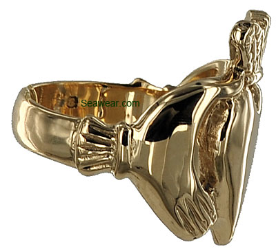 14k gold Townie Claddagh ring