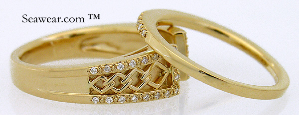 14kt Celtic two piece wedding ring set