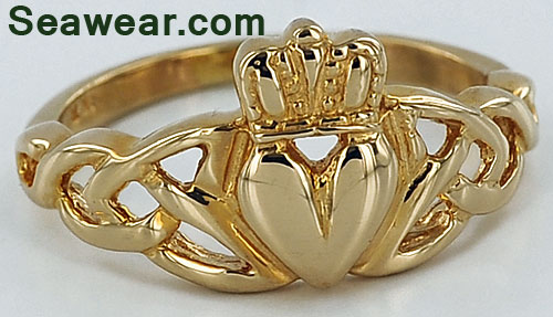 Celtic braid Claddagh ring