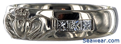 men's white gold Claddagh wedding ring