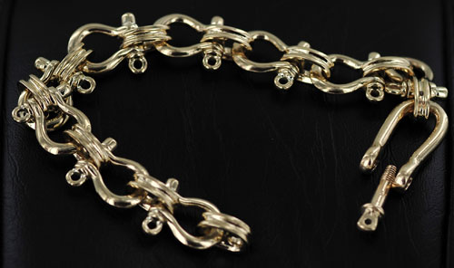 14k gold shackle bracelet